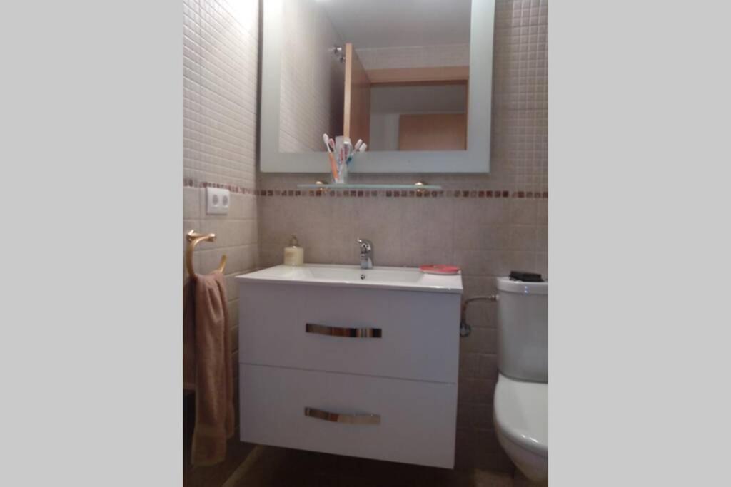 Bonito Apartamento De 3 Hab. Con Jardin 로지즈 외부 사진