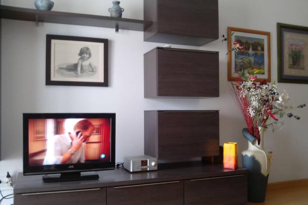 Bonito Apartamento De 3 Hab. Con Jardin 로지즈 외부 사진