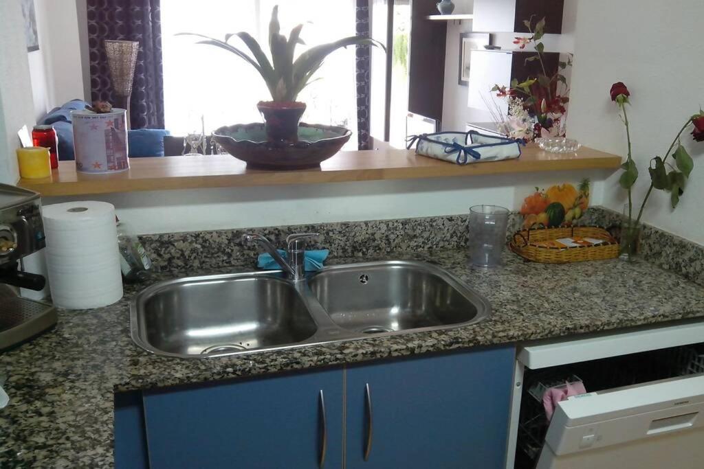 Bonito Apartamento De 3 Hab. Con Jardin 로지즈 외부 사진